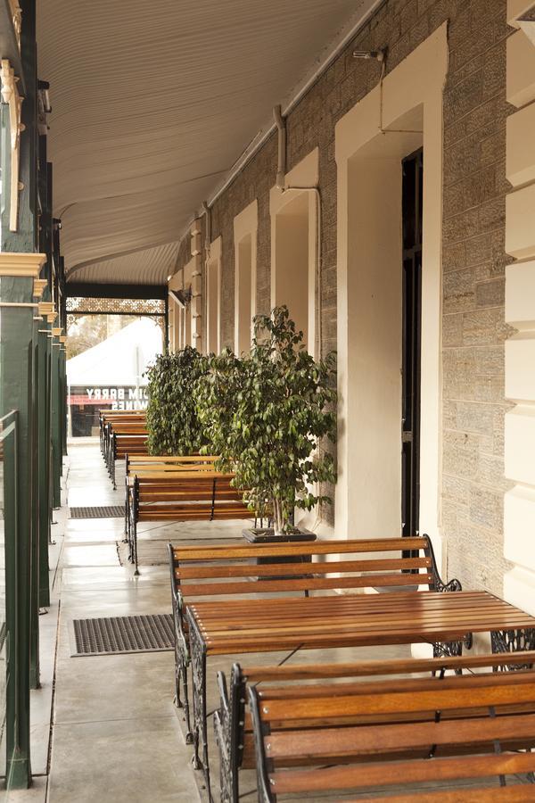 The Rising Sun Hotel Auburn Extérieur photo